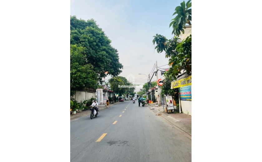 Bán nhà  đường Số 44, Phước Long A, Q.9, TP HCM. DT 110 m2, 2 tầng, 2PN, SH. Giá 8.9 tỷ.